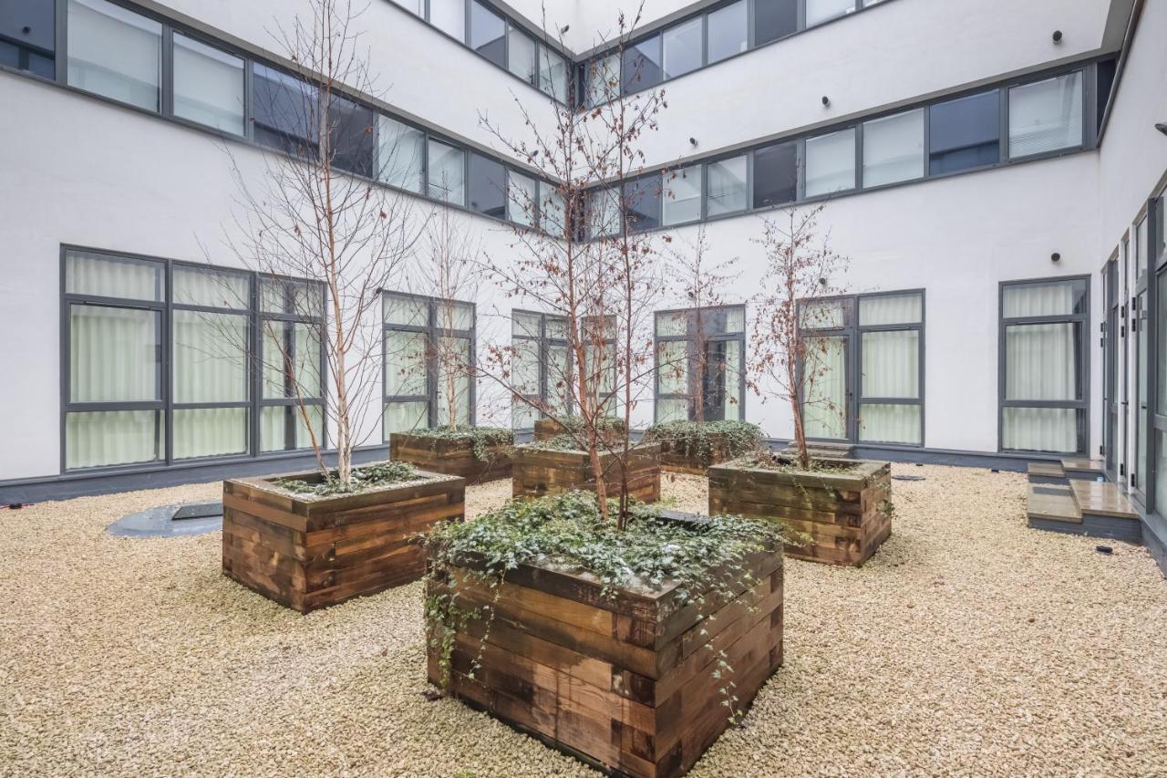 Elegant Apartment Milton Keynes Dış mekan fotoğraf